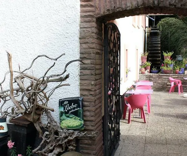 Densborner Wassermuhle Densborn